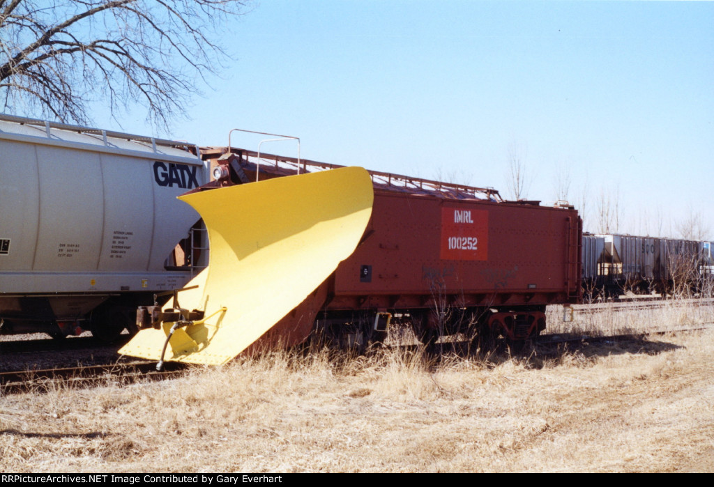 IMLR Snowplow #100252 - I&M Rail Link